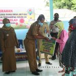 Bupati Serahkan BLT-DD Tahap III