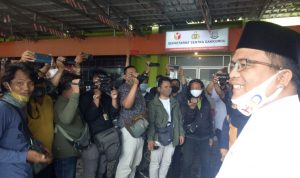 Didukung BW, Komonitas Ma Ma, H2D Laporkan Cagub. Nomor 1
