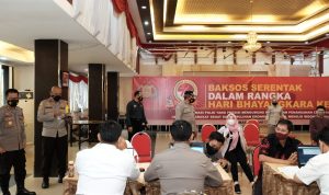 POLDA KALSEL tinjau langsung vaksinasi massal