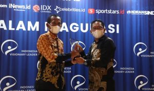 Disaksikan  MENPAN, Bupati Tanah Laut dapat Penghargaan LEADER’S CERTIFICATE OF PRESENTATION