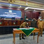 Pemkab. Tala Tandatangani Nota Kesepakatan Bersama DPRD Tala