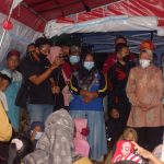 Mentri Risma Bersama Bupati  Kunjungi Posko anak anak korban banjir di Jorong