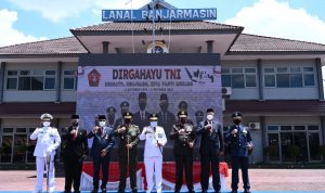 Kapolda Kalsel Hadir Upacara Peringatan HUT Ke-76 TNI