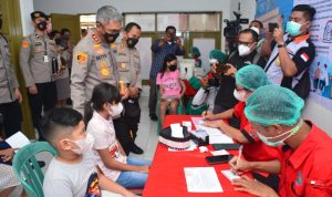 Kejar Target, Kapolda NTT Tinjau Pelaksanaan Vaksinasi Merdeka Anak