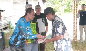 20 Warga Desa Sungai Bakau Terima Sertifikat PTSL Saat MTP