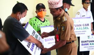 BPK PFF bersama lebaga lainnya  dapat bantuan CSR Bank Kalsel Tala