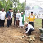 Peletakan batu pertama  tandai pembangunan Kampus Akademi Komunitas Peternakan Jorong