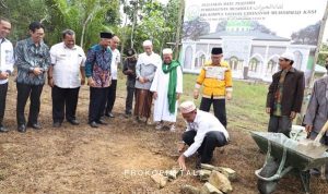 Peletakan batu pertama  tandai pembangunan Kampus Akademi Komunitas Peternakan Jorong