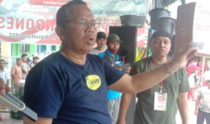 Di HUT RI  Anggota DPRD Sukrowardi  berbaur dengan rakyat di kampungnya