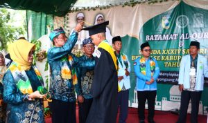 Bupati Tala Wisuda Santri TK/TPA Kecamatan Pelaihari dan Kecamatan Bajuin