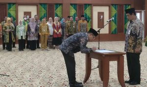 Optimalkan SDM  Berpotensi , Gubernur Lantik Pejabat Pemprov Kalsel