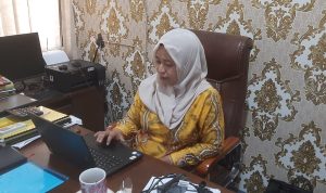 SMAN 3 BANJARBARU PERINGATI ULANG TAHUN KE 25 ADAKAN BAKTI SOSIAL ANJANGSANA KE PANTI ASUHAN