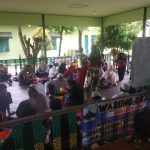 Jumat Berkah di Mesjid Jami,  Berbagi Bubur Karih Daging di Warung Gratis