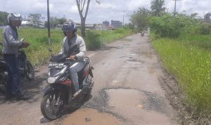 Rusaknya jalan Tatah Amuntai terkesan “pembiaran” oleh Pemerintah Setempat