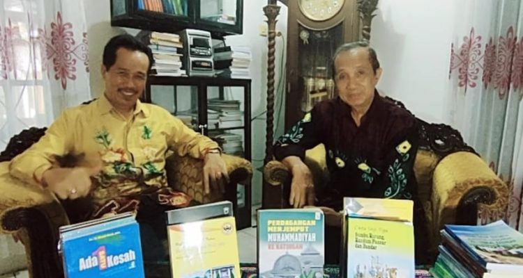Kisah  Guru BESAR Profesor  “Rizali Hadi” yang Gemar menulis dan kreatif