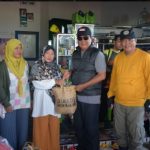 Gubernur didampingi  Pj  Bupati Batola Serahkan Bantuan yang terdampak Banjir