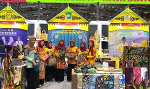 Dekranasda Tala promosikan produk IKM di event Inacraft 2023