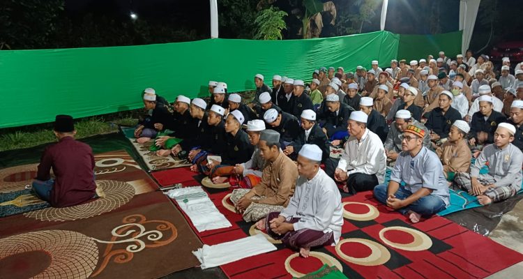 Jelang Keberangkatan Haji 1444 H   Jamaah Mulai Laksanakan Sholat Hajat