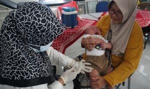 Nabiatun Naziran, DinKes Batola : Imunisasi ganda terbukti aman.”