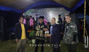 Sekda bersama Forkopimda saksikan  gelaran Sendratari Perang Batakan