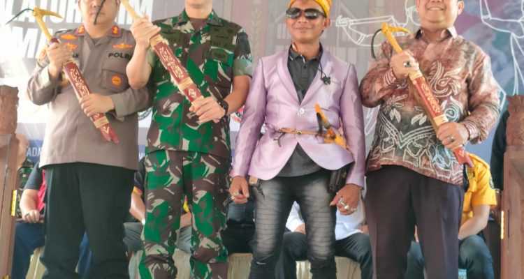 DPN DKB Gelar Tapung Tawar, Banjarbaru Indah dan Damai