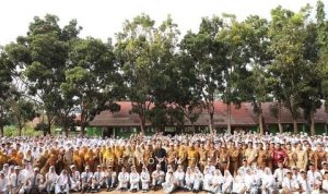 Sekda Tala Sampaikan Kharisma Pemimpin dalam bersikap di acara Pengenal Kampus