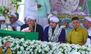 Didampingi H Asmariannor, Pembangunan Majelis Darus Sholihin Maluka Baulin Tala dibuka langsung DR Habib Segaf Baharun