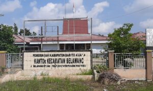 Camat Sering tidak berada di tempat, Pelayanan di Kecamatan Belawang  Barito Kuala  dikeluhkan warga