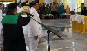 Pj. Bupati Tanah Laut melantik 52 Kades Periode 2023 -2029