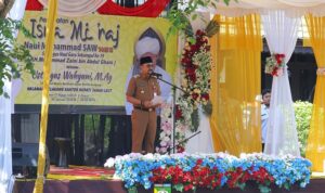 Peringati Isra Miraj dan Haul Guru Sekumpul, Pj Bupati Tala ingatkan Netralitas ASN dalam Pemilu