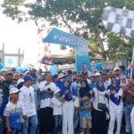 Sekitar 17 000 mengkuti jalan santai bersama H Endang