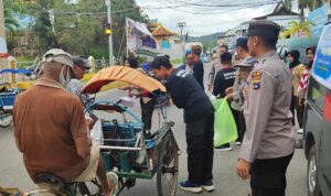 Polres kotabaru Berbagi Takjil  Berbuka Puasa