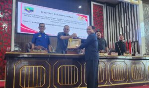 Sekda Kotabaru Said Akhmad  sampaikan 3 Raperda ke DPRD