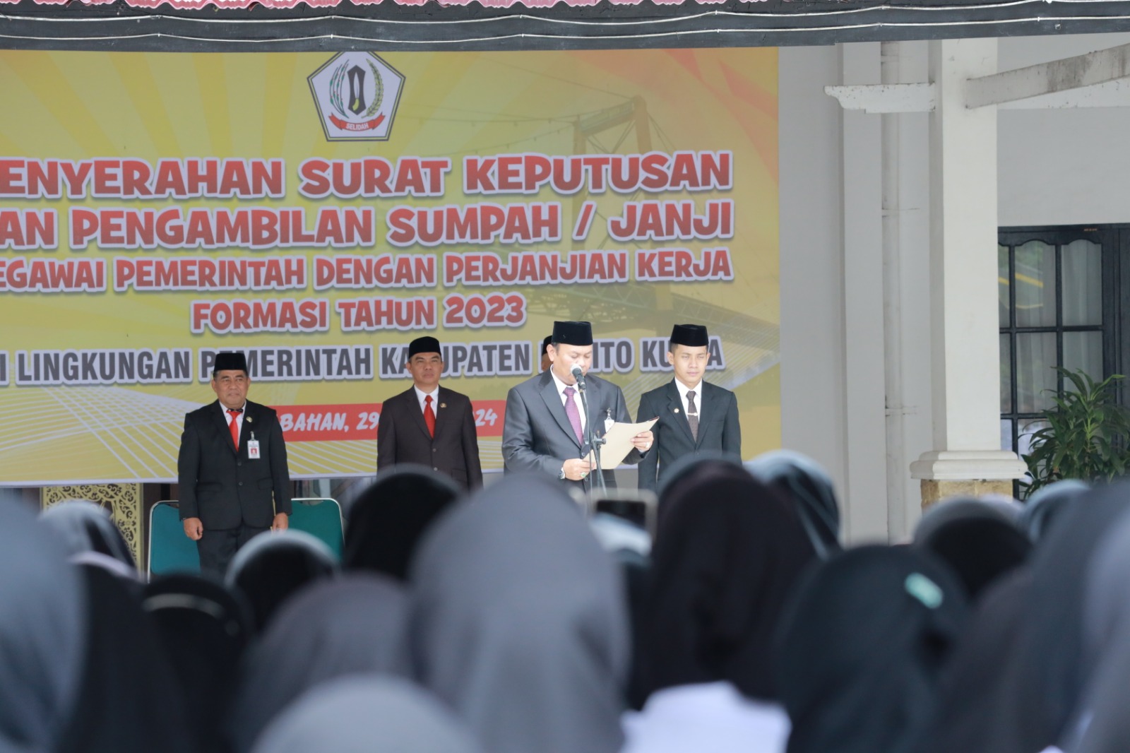 Pj. Bupati Mujiyat lantik 526 PPPK Formasi tahun 2023