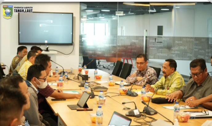 Syamsir bersama Kadis PUPR Tala kunjungi Kementrian BUMN