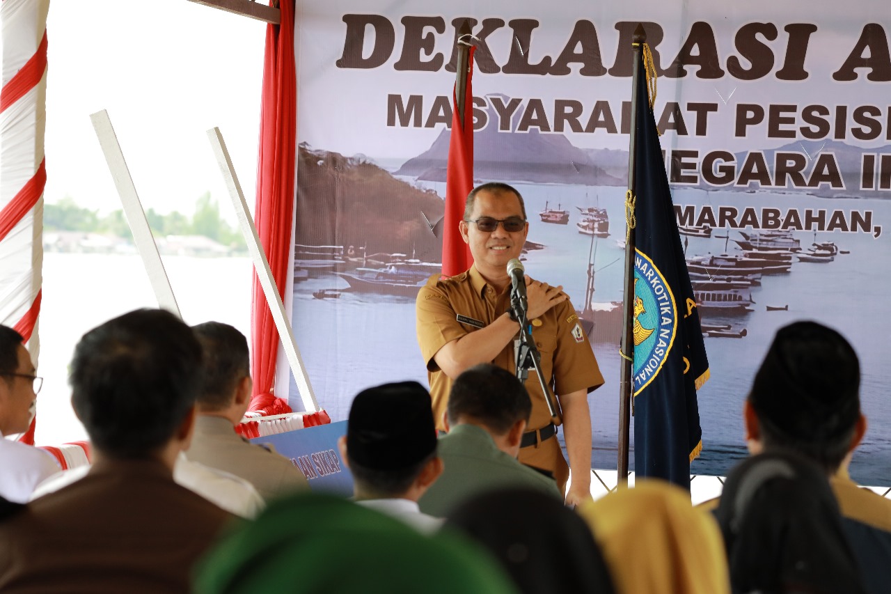 Pj. Bupati Mujiyat Dukung Sinergitas Lawan Narkoba pada Deklarasi Anti Narkoba Masyarakat Pesisir