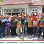 Percepat Pengolahan Lahan, 25 Poktan di Tala Terima Bantuan Hand Traktor Dari Kementan RI