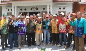 Percepat Pengolahan Lahan, 25 Poktan di Tala Terima Bantuan Hand Traktor Dari Kementan RI