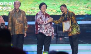 Di Like2 tahun 2024, Tanah Laut Terima Penghargaan Dari Menteri LHK