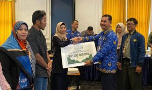 Ternak Lebah Madu Ustin Sangat Terbantu dengan Program YESS