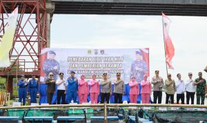 Wabup Herman Susilo Apresiasi Bakti Sosial Sambang Nusa Presisi di Desa Bagus