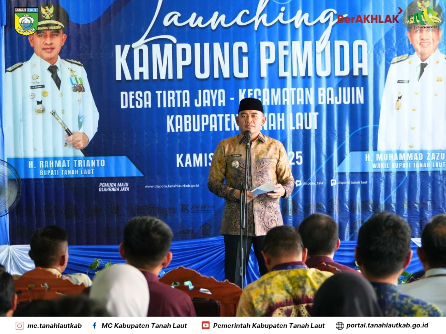 Bupati Tanah Laut Resmikan Kampung Pemuda di Desa Tirtajaya