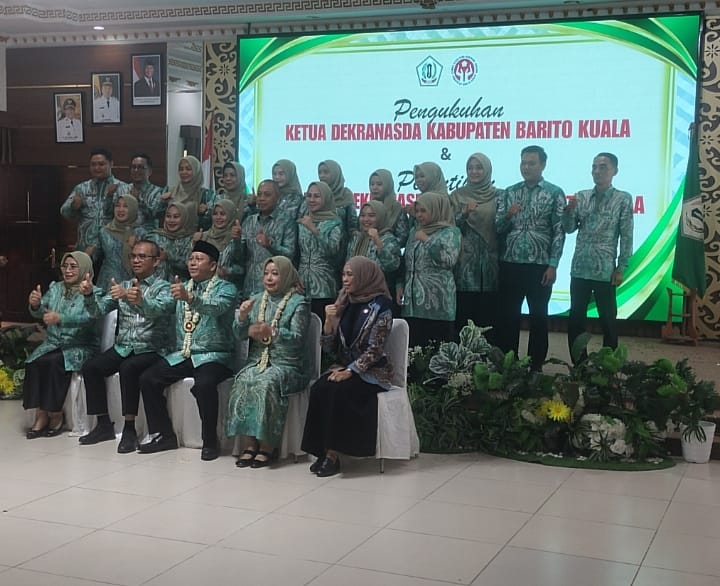Kukuhkan Ketua Dan Pengurus Dekranasda Batola Periode 2025-2030,Bupati Bahrul ilmi Langsung Resmikan Rumah Pajang