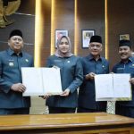 Rapat Paripurna Ke-23: DPRD Dan Pemkab Barito Kuala Tanda Tangani Persetujuan Perubahan APBD 2025