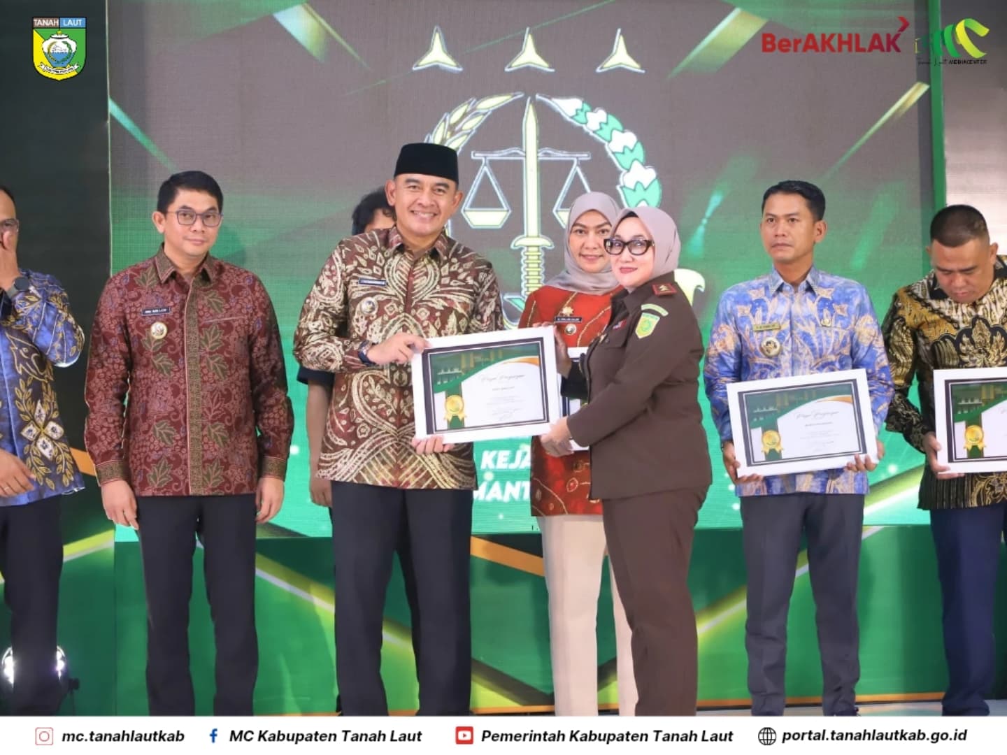 Hadir di Peresmian Gedung Baru Kejaksaan Tinggi Kalsel, ini kata Bupati Rahmat
