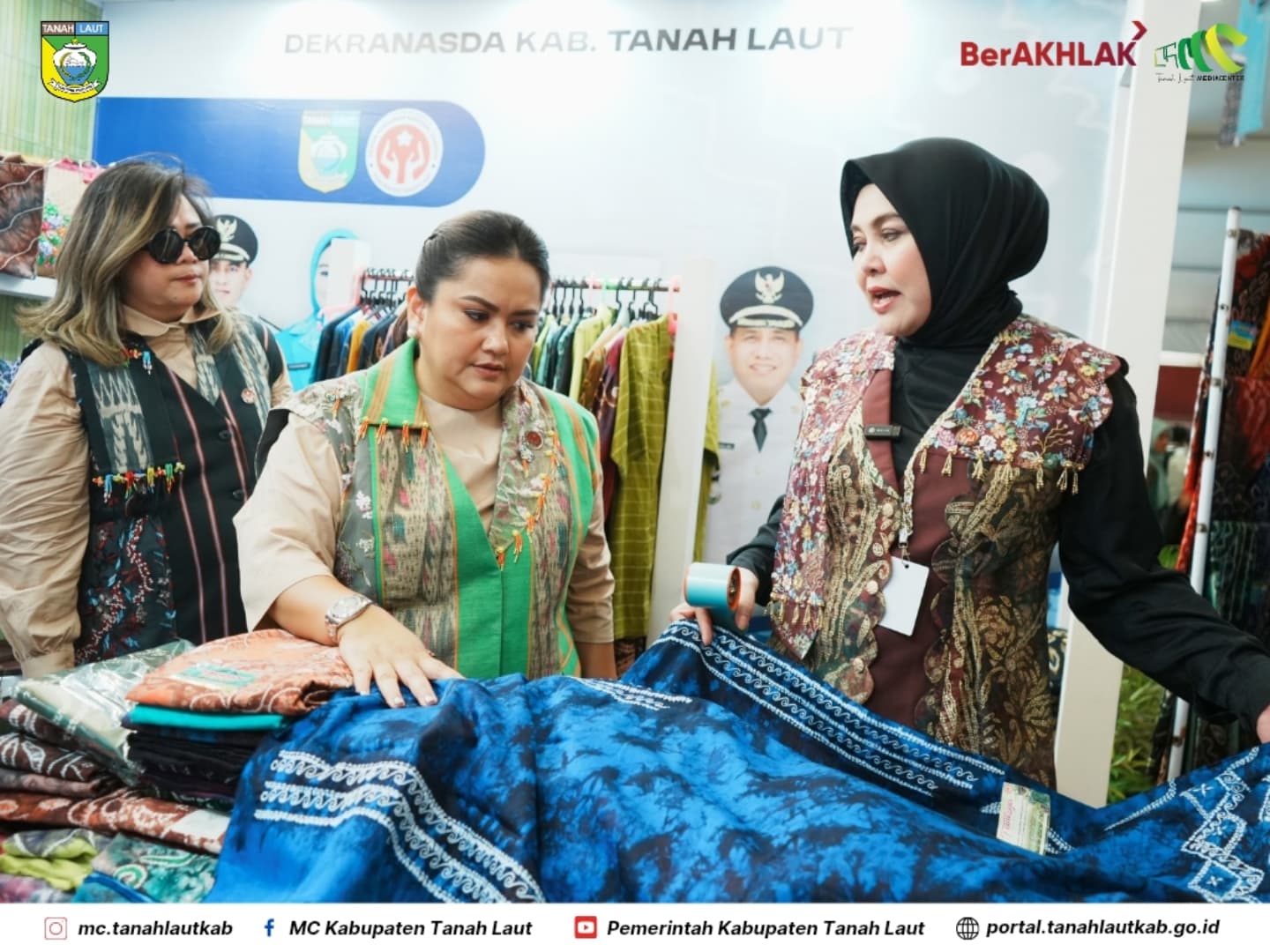 Angkat Kearifan Lokal , Ketua Dekranasda Tanah Laut Hj Dian Hadiri HUT ke-45 Dekranas