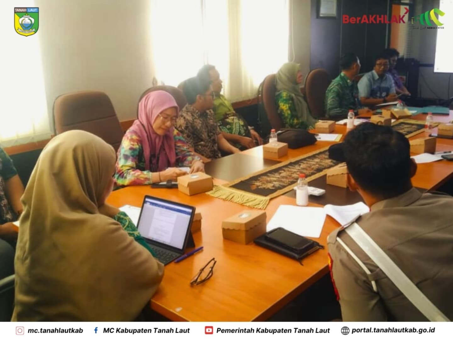 Pemkab Tala Rancang Regulasi Penggunaan Jalan Umum sebagai Jalan Khusus Sementara