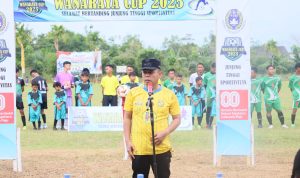 Wakil Bupati Barito Kuala Resmi Membuka Turnamen Sepakbola Wanaraya Cup 2025