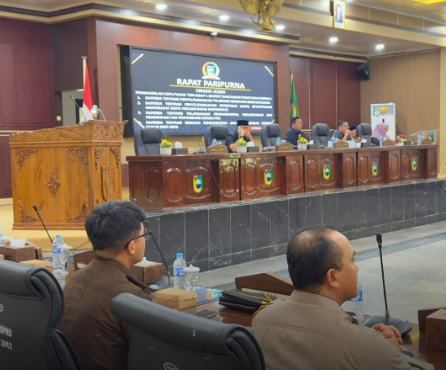 DPRD Tanah Laut Sahkan Empat Raperda Strategis, Kapolres Ikut Hadir Beri Dukungan