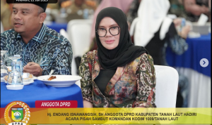 Hj. Endang Isnawangsih Anggota DPRD Tala Hadiri Pisah Sambut Dandim 1009 Tanah Laut